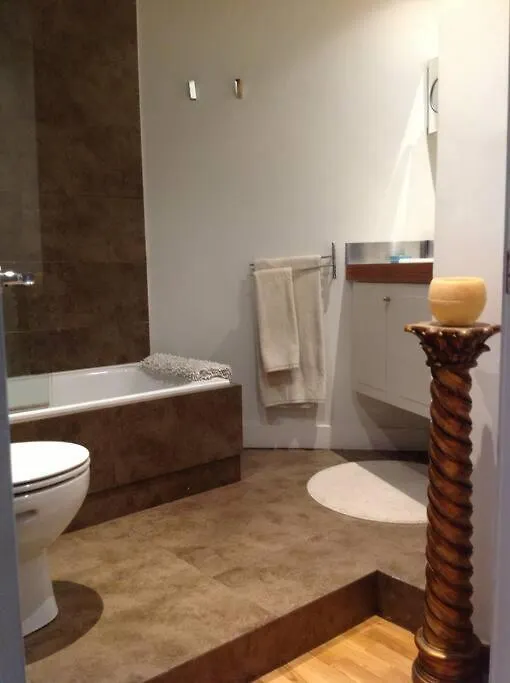 Spacious & Comfortable Flat In Centric Eixample Barcelona