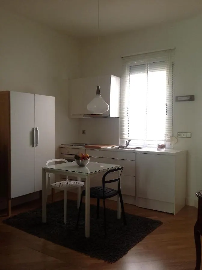 Apartment Spacious & Comfortable Flat In Centric Eixample Barcelona