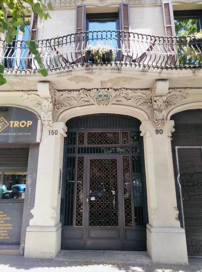 Apartment Spacious & Comfortable Flat In Centric Eixample Barcelona Spain